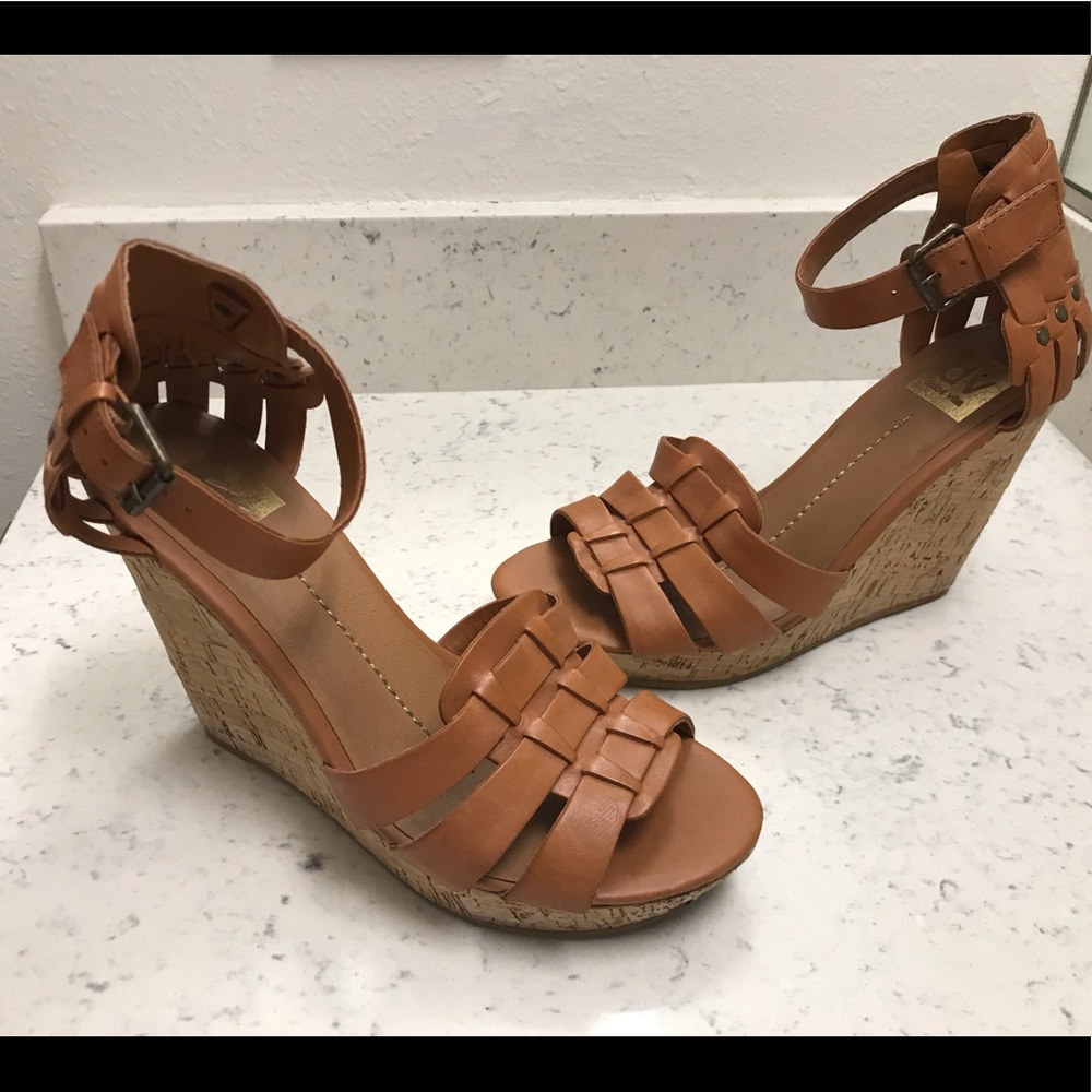 Tan wedges